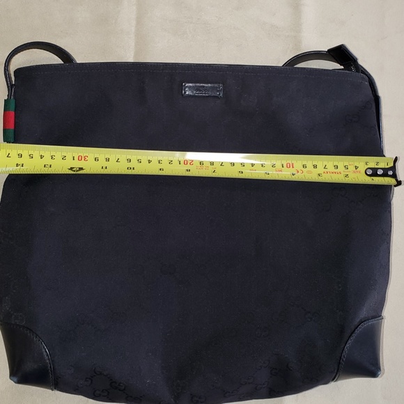 Gucci Messenger Bag, classic design - Picture 7 of 9